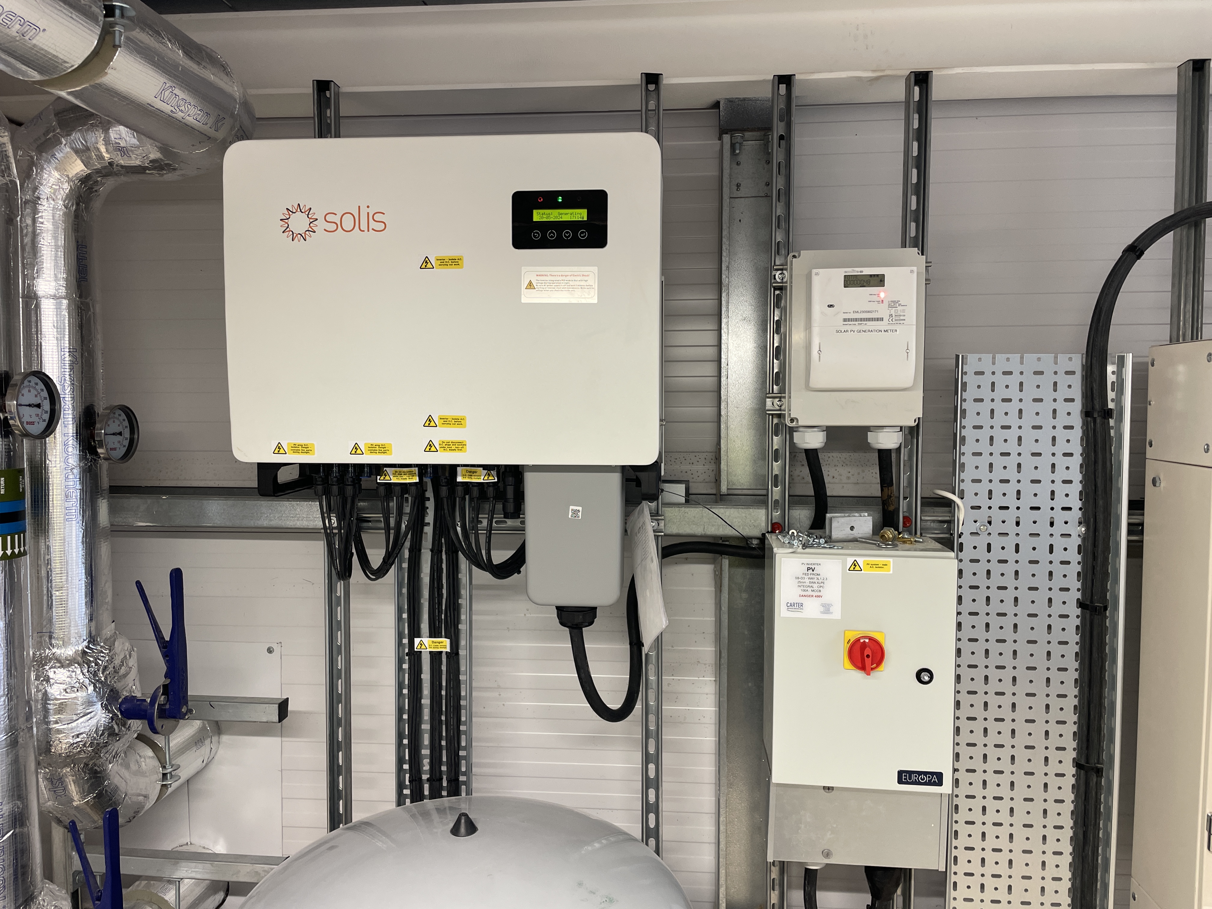 Rooftop solar PV on Dock 3, Exploration Drive, Leicester